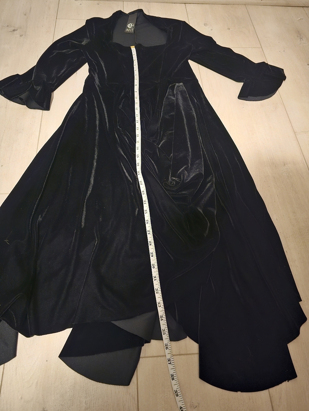 Nuit Clothing Atelier "Pastorale" Dress Black Velvet - Picture 12 of 16